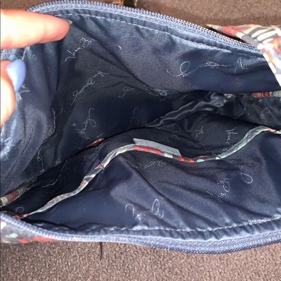 Vera Bradley Hipster - Picture 3 of 3